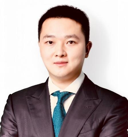 穿著西裝筆挺的男子

AI 生成的內(nèi)容可能不正確。