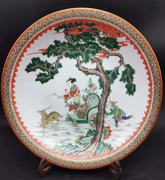 李盛春古粉彩《麻姑獻壽》盤